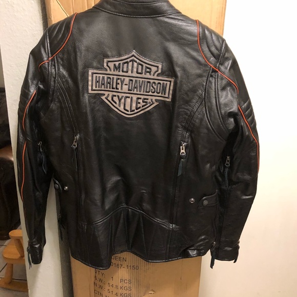 Harley Davidson leather riding jacket - Picture 4 of 4